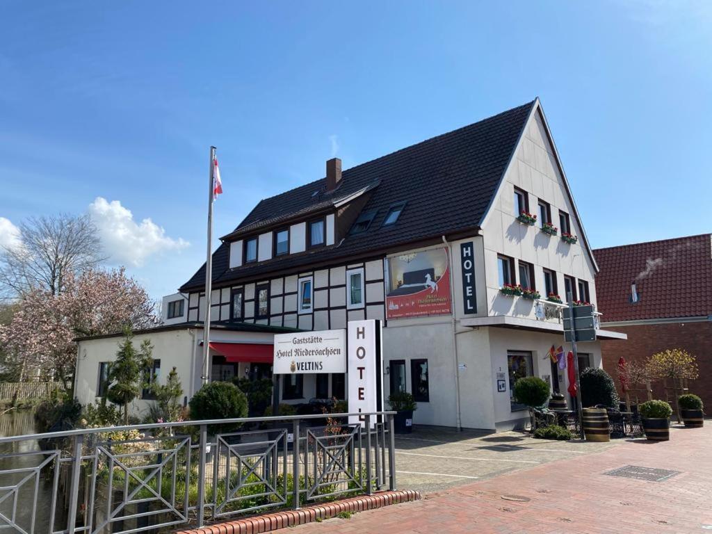 Hotel Niedersachsen Quakenbrück Eksteriør billede